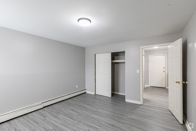 1BR, 1BA - Bedroom
