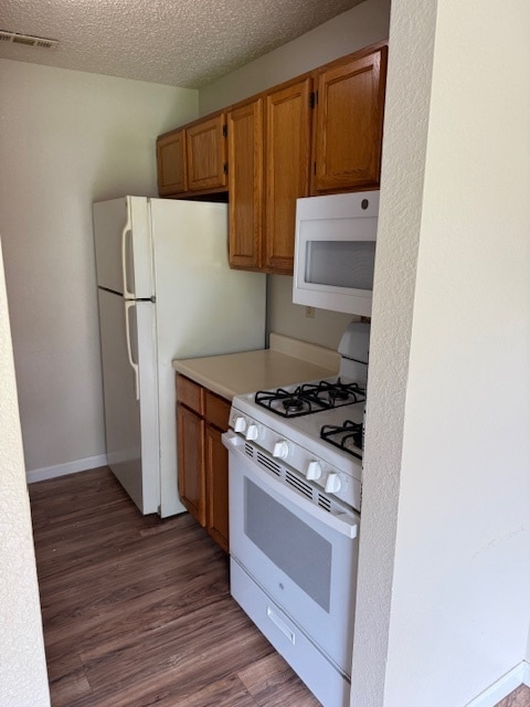 Building Photo - 2103 N Keebler Ave Unit C Rental