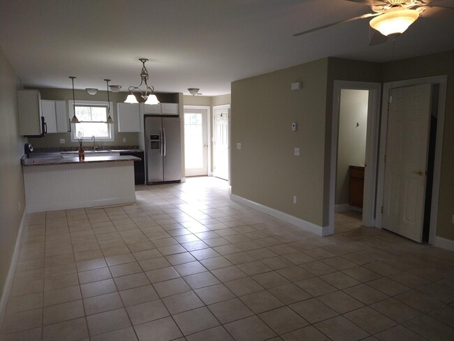 Photo - 14 Davey Dr