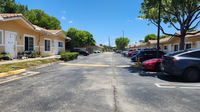 Photo - 3926 SW 48th Ave