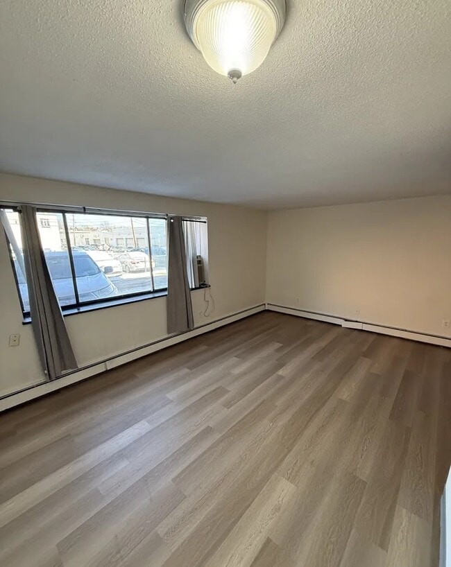 Photo - 10 Riverside St Unit g2