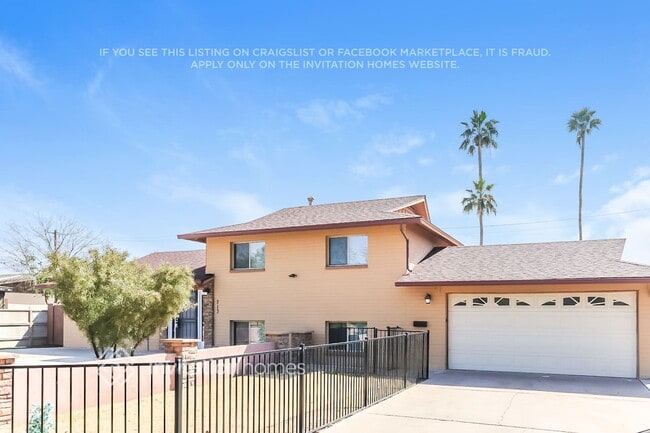Photo - 213 E Carson Cir
