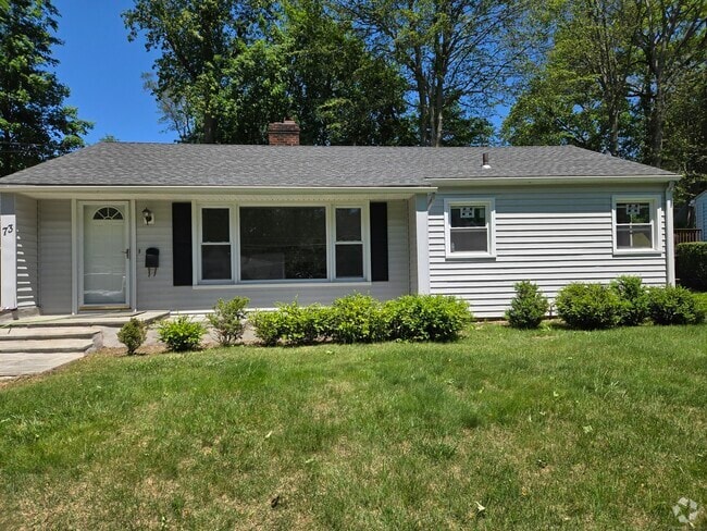 Building Photo - 73 Crestwood Dr Rental