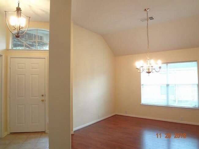 Photo - 3135 Silver Cedar Trail