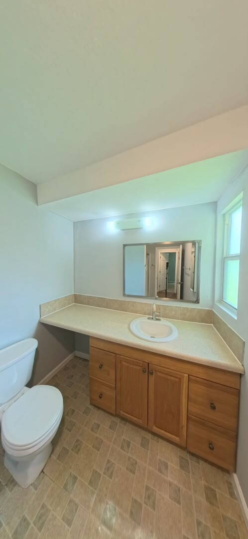 Photo - "Charming 3-Bedroom Haven with 2 Baths in the Heart of Orange Park – 1684 Sq Ft of Comfort!"