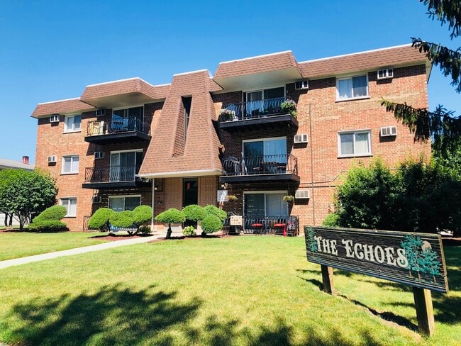Photo - 10S472 Echo Ln Apartment Unit 5