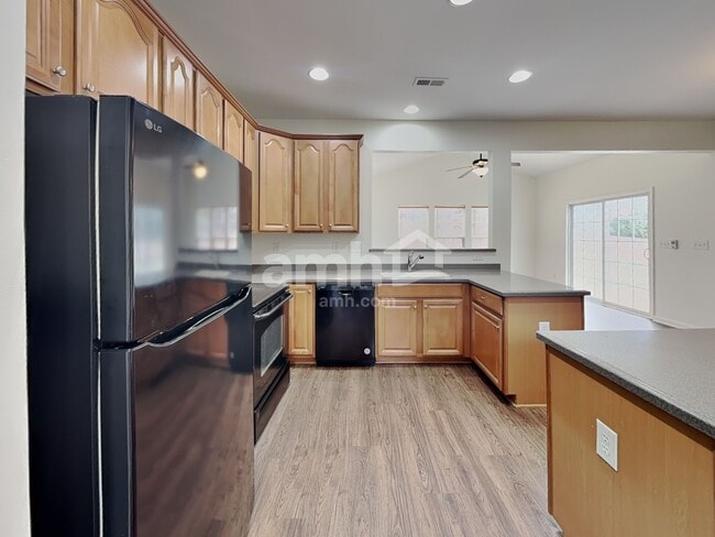 Photo - 1039 Canopy Dr