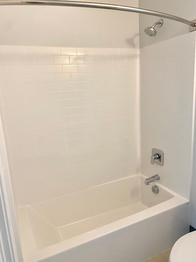 Photo - 1 Bed 1 Bath - This is a must see!