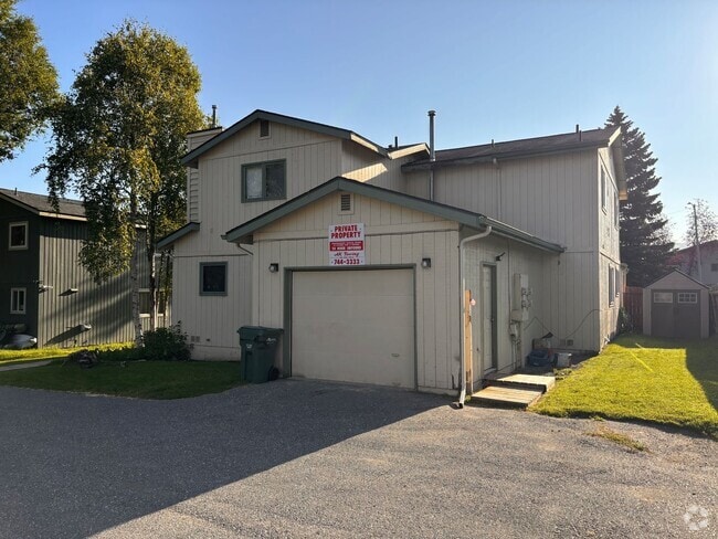 Building Photo - 7340 Bearfoot Cir Unit C Rental
