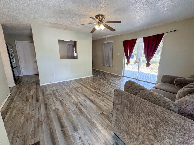 Photo - 175 Deer Creek Rd