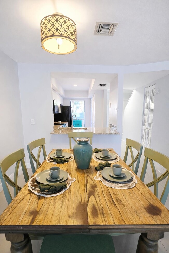 Photo - 11596 NW 45th St