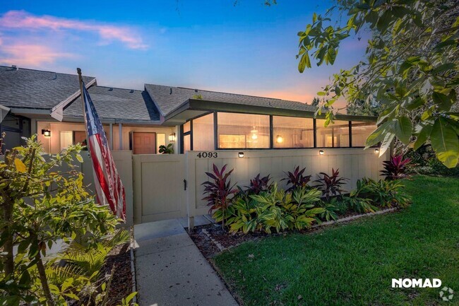 Building Photo - Charming 2BR Villa in Jensen Beach Rental