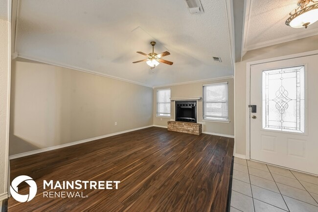 Photo - 2310 Markland St