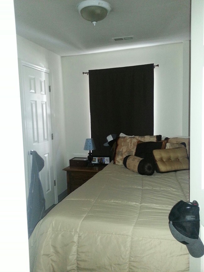 Photo - 92 W Union St Unidad A