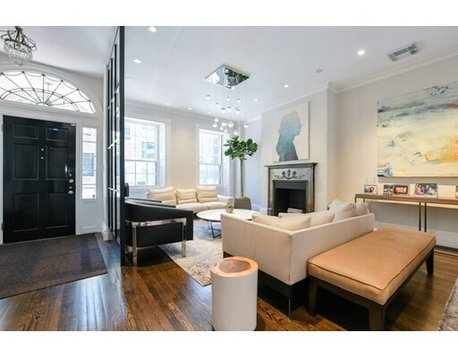 Photo - 61 Chestnut St