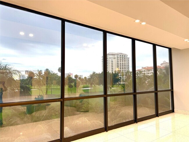 Photo - 20335 W Country Club Dr Unit 502