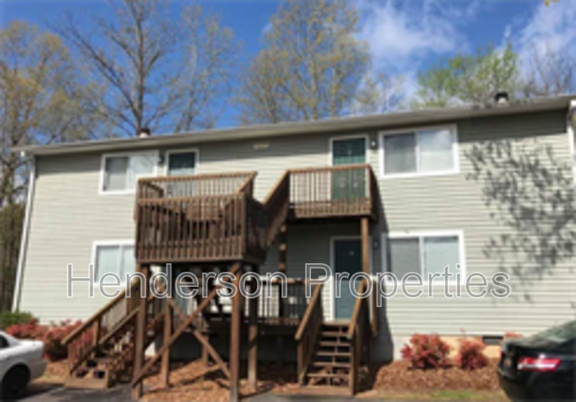 Building Photo - 1420 Riverview Rd