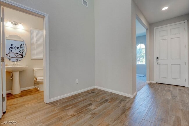 Photo - 12847 Slipknot St