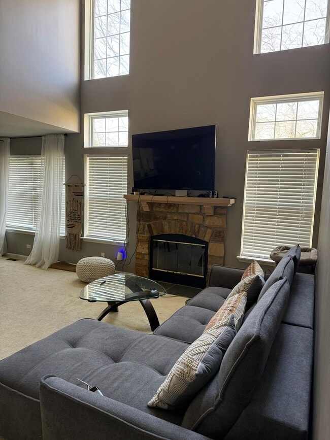 Photo - 160 Crescent Ln