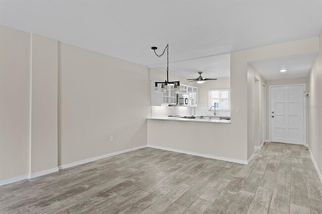 Photo - 1200 N Shore Dr NE Unit 316