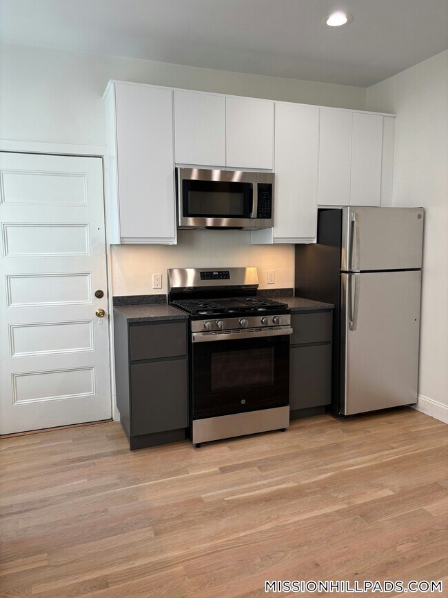 Photo - 94 Hillside St Unit 2