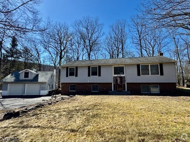 Building Photo - 38 Notch Rd Rental