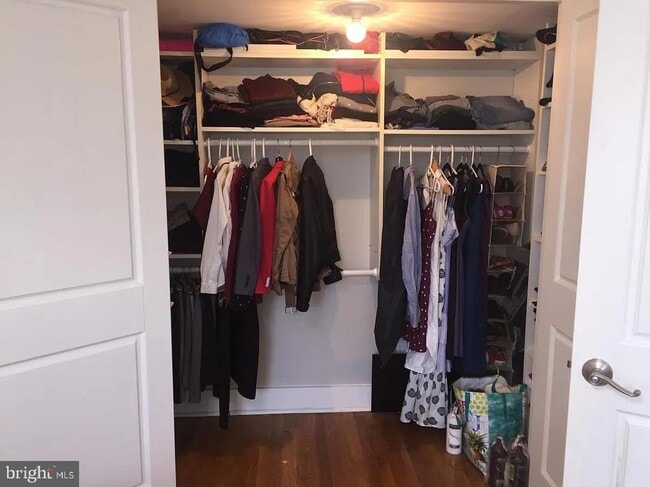 Photo - 2410 20th St NW Unit 204