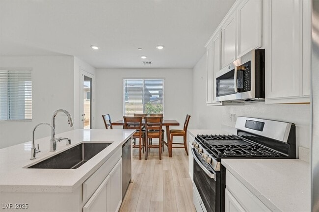 Photo - 8852 Flora Run Ave