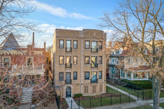 Photo - 4836 N Paulina St Apartments Unit 2E