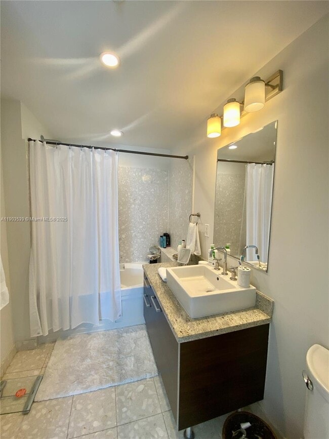 Photo - 185 SW 7th St Unit 3207