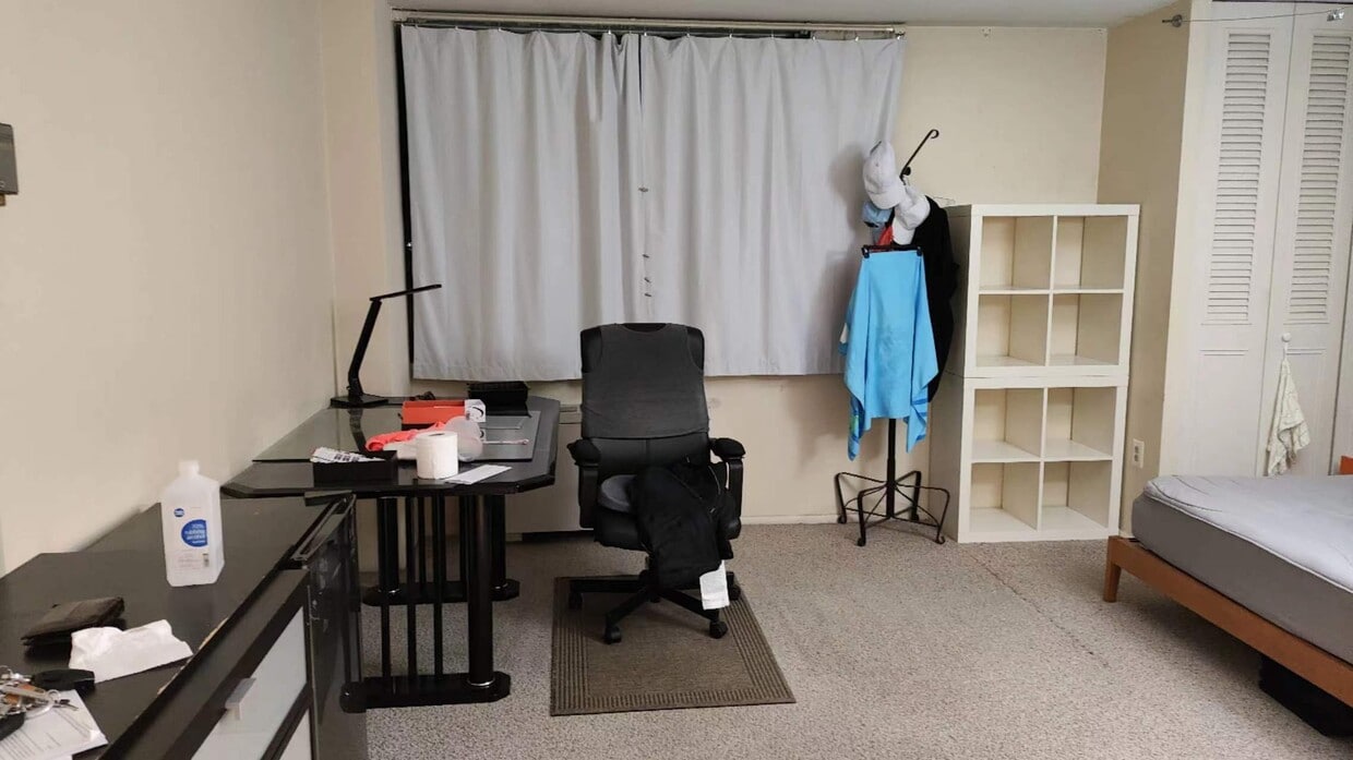 Photo - 1 E University Pkwy (Baltimore, MD)