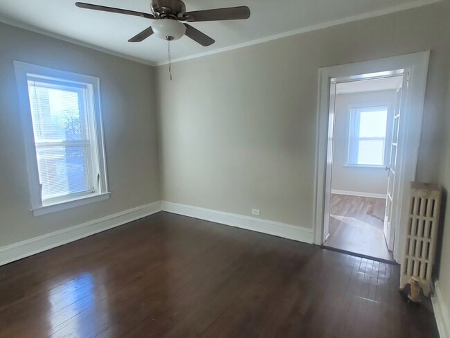 Photo - 8028 S Phillips Ave Unit 2F