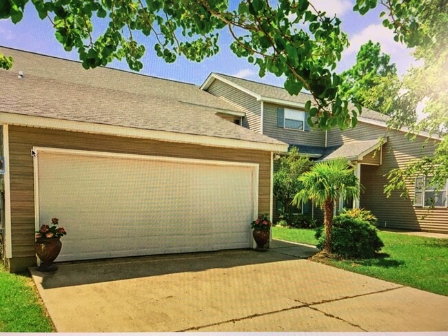 Photo - 1769 Marina Dr