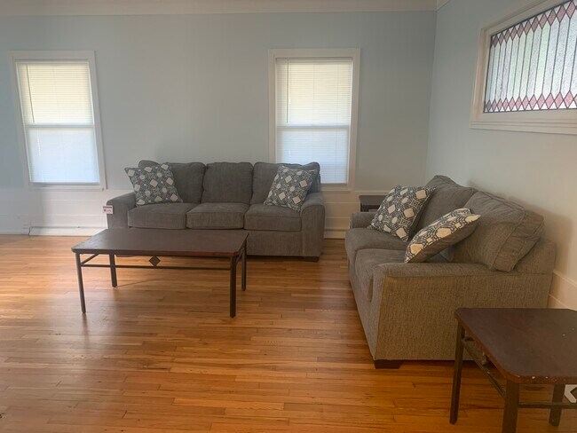 Photo - 12 Goethe St