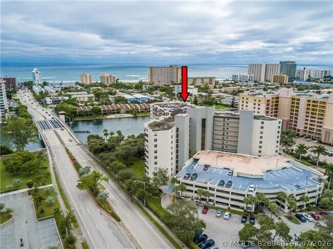 Photo - 2900 NE 14th Street Causeway Unit 405