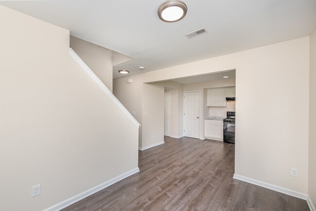 Howell Management Florence Townhomes