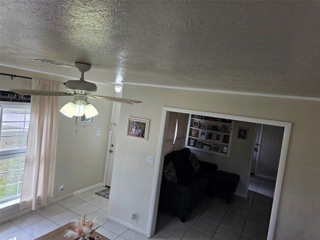 Photo - 10315 Carthage Dr