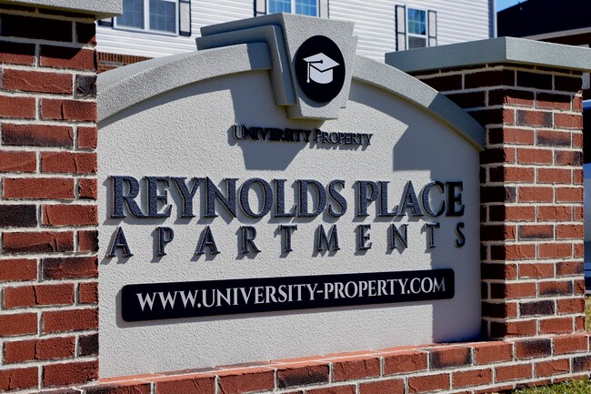 Apartamentos Reynolds Place - Reynolds Place Apartments