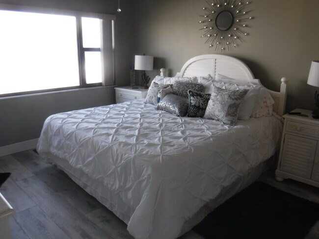 Owners Suite - 7380 S Ocean Dr Unit 517