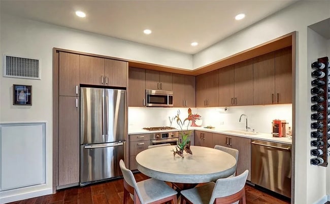 Photo - 1321 Seneca St Unit #1004