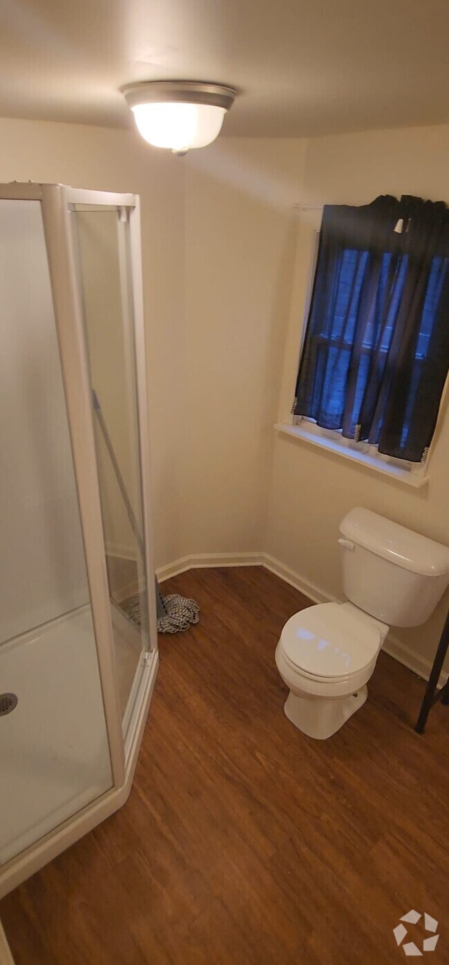 Building Photo - 110 Edith Ave Unit Apt B