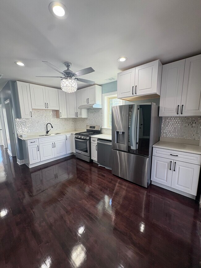 Photo - 2026 W McLean Ave