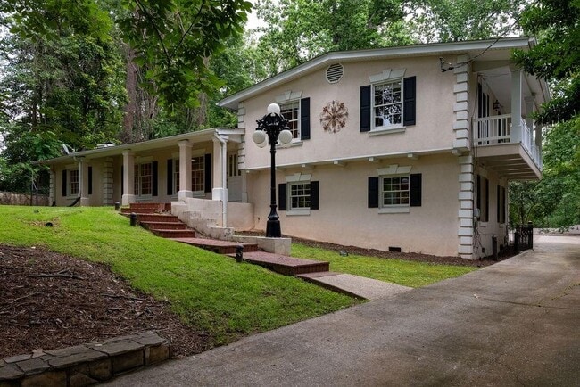 Photo - 2631 Northside Dr NW House