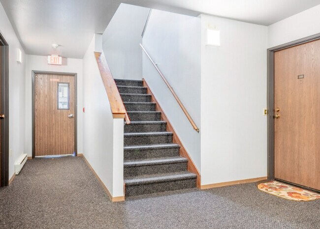 Oakridge Apartments
