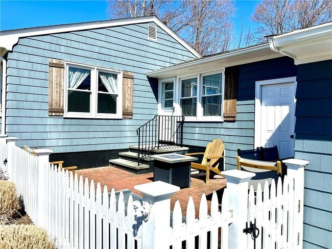 Photo - 83 Friendship St