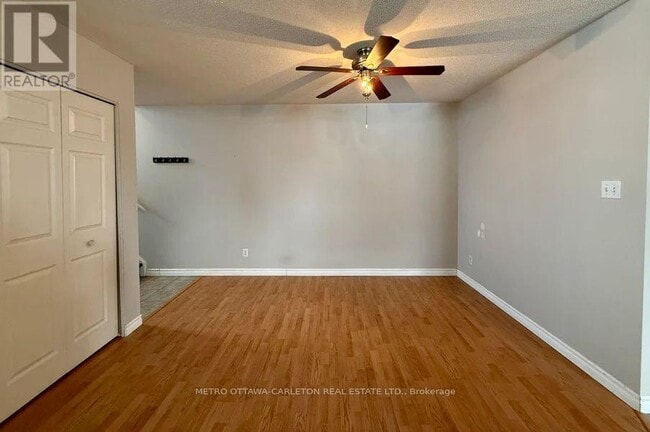 Photo - 171 Rue Mabel Unit 6