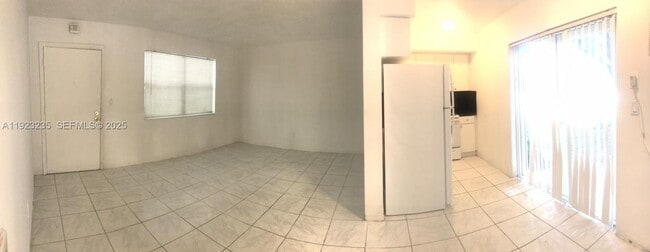 Photo - 17031 NE 21st Ave Unit 1