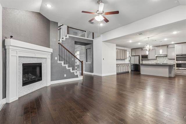 Photo - 906 Overton Ave