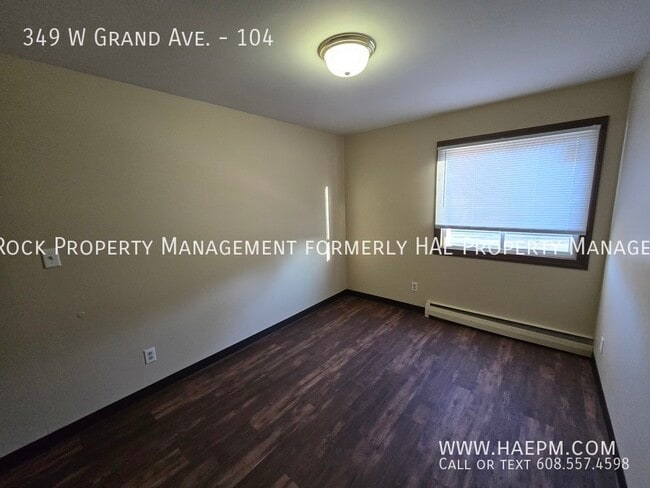 Photo - 349 W Grand Ave