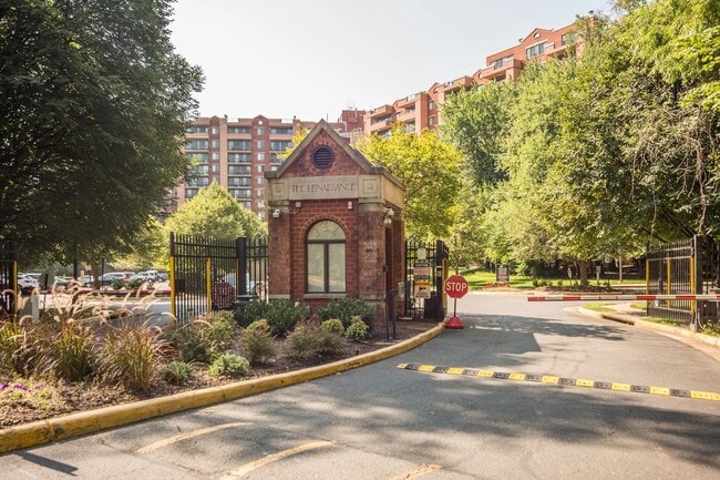 Building Photo - 2230 George C Marshall Dr Unit 1022